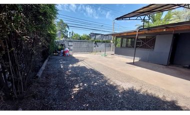 Propiedad industrial con terreno de 500mts2