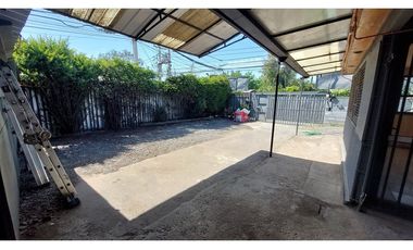 Propiedad industrial con terreno de 500mts2