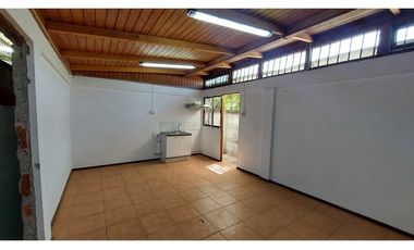 Propiedad industrial con terreno de 500mts2