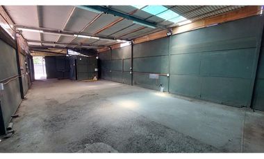 Propiedad industrial con terreno de 500mts2