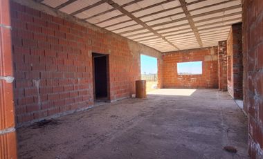 Terreno con mejoras avanzadas - Oportunidad única