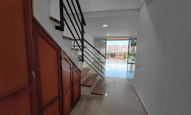 ARRIENDO de CASA RESIDENCIAL en ENVIGADO