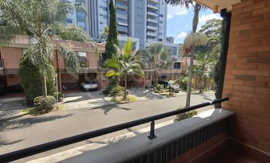 ARRIENDO de CASA RESIDENCIAL en ENVIGADO