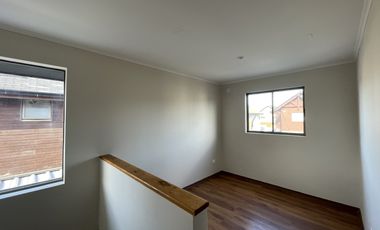 CASA EN PARQUE SAN VALENTÍN