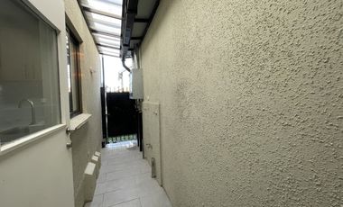 CASA EN PARQUE SAN VALENTÍN