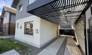 CASA EN PARQUE SAN VALENTÍN