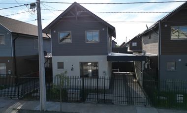 CASA EN PARQUE SAN VALENTÍN