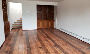 Arriendo Espectacular casa Estilo Colonial en Jardín del Mar