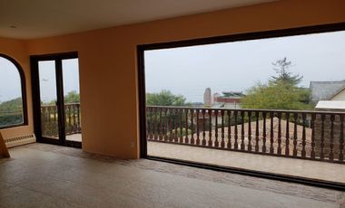 Arriendo Espectacular casa Estilo Colonial en Jardín del Mar