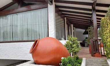 Arriendo Espectacular casa Estilo Colonial en Jardín del Mar