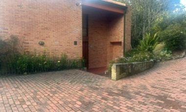 En venta espectacular casa campestre en La Calera, vereda El Hato