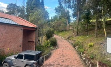 En venta espectacular casa campestre en La Calera, vereda El Hato