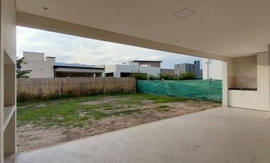 Casa a estrenar 3D, en Barrio Privado las Cañas