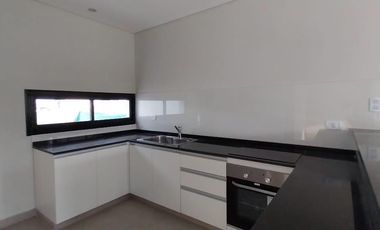 Casa a estrenar 3D, en Barrio Privado las Cañas