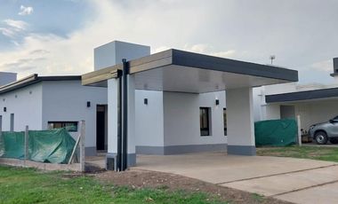 Casa a estrenar 3D, en Barrio Privado las Cañas