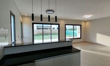 Casa a estrenar 3D, en Barrio Privado las Cañas