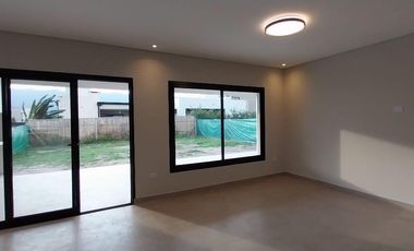Casa a estrenar 3D, en Barrio Privado las Cañas