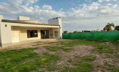 Casa a estrenar 3D, en Barrio Privado las Cañas