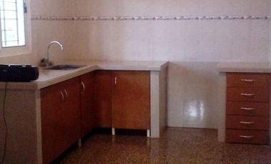 Casa en venta - 3 Dormitorios 2 Baños - Arturo Seguí