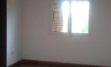 Casa en venta - 3 Dormitorios 2 Baños - Arturo Seguí