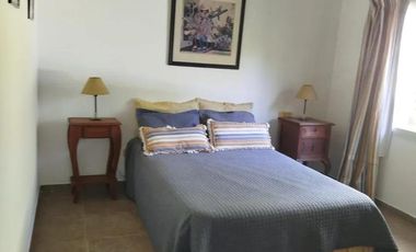 Casa en venta - 3 Dormitorios 2 Baños - La Plata