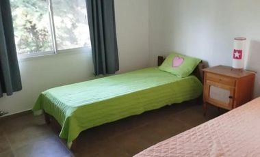 Casa en venta - 3 Dormitorios 2 Baños - La Plata