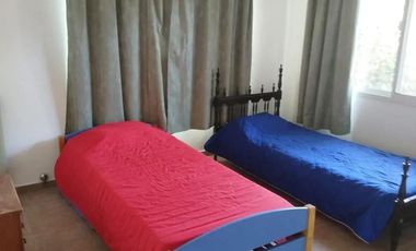 Casa en venta - 3 Dormitorios 2 Baños - La Plata