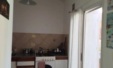 Casa en venta - 3 Dormitorios 2 Baños - La Plata