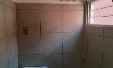 PH en venta - 2 Dormitorios 1 Baño - Sarandí