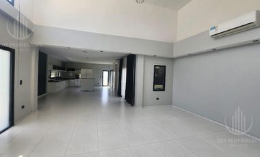 Casa Alquiler en Don Joaquín Canning