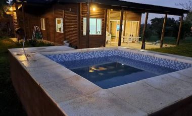 Casa en venta - 2 Dormitorios 2 Baños - Balcarce