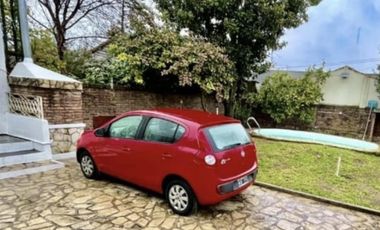 Casa en venta - 3 Dormitorios 2 Baños - San Isidro