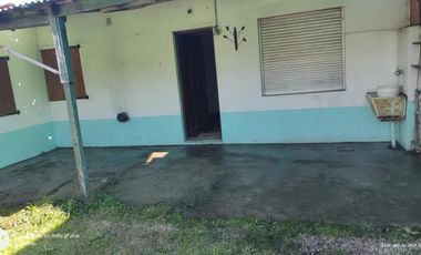 Casa en venta - 2 Dormitorios 1 Baño - Mar del Plata