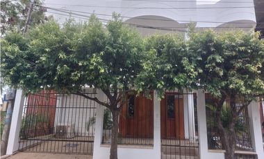 APARTAMENTO EN ARRIENDO B/ URBINA.