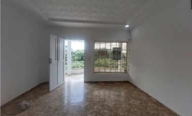APARTAMENTO EN ARRIENDO B/ URBINA.