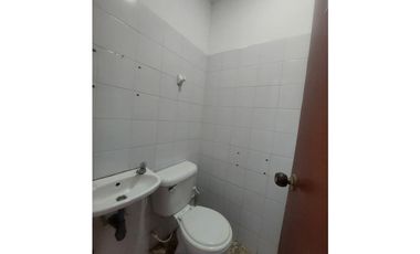 APARTAMENTO EN ARRIENDO B/ URBINA.