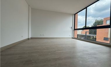 Bajo de precio! Casa en venta en cajica  en conjunto, con club House..