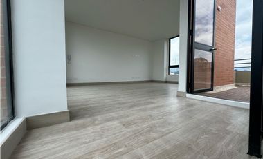 Bajo de precio! Casa en venta en cajica  en conjunto, con club House..