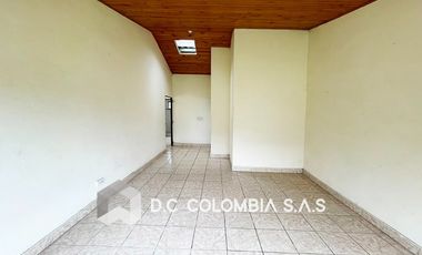 VENTA DE CASA EN BOJAC - CONJUNTO BIZCOCHUELO - CUNDINAMARCA