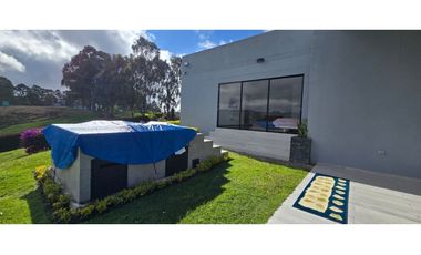 En venta casa campestre, municipio de La Unión, Antioquia.