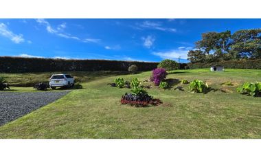 En venta casa campestre, municipio de La Unión, Antioquia.
