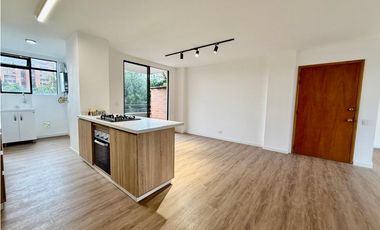 Apartamento remodelado en venta en El Poblado - San Lucas