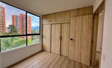 Apartamento remodelado en venta en El Poblado - San Lucas