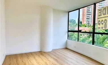 Apartamento remodelado en venta en El Poblado - San Lucas