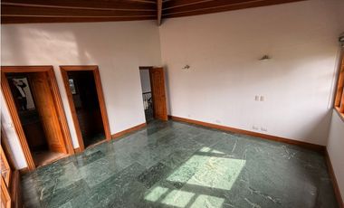 Casa en Venta en El Poblado sector La Calera