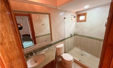 Casa en Venta en El Poblado sector La Calera