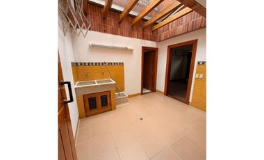 Casa en Venta en El Poblado sector La Calera