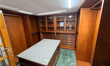 Casa en Venta en El Poblado sector La Calera