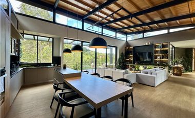 Venta De Casa Campestre En El Retiro