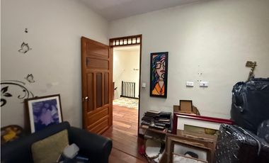 VENTA DE CASA – OPORTUNIDAD ÚNICA EN PLENO CENTRO DE PEREIRA